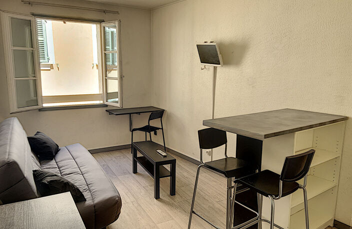 Appartement Toulon de 1 pièce de 19.65 m²  Vendu loué — photo 2