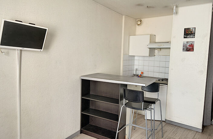 Appartement Toulon de 1 pièce de 19.65 m²  Vendu loué — photo 3