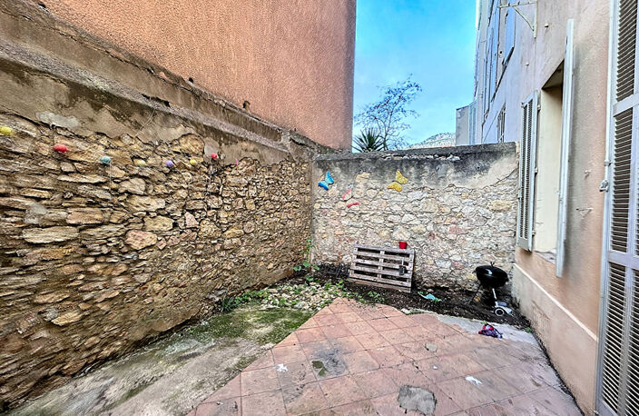 Appartement Toulon  EST de 3 pièces de 64 m² avec cour et par... — photo 2