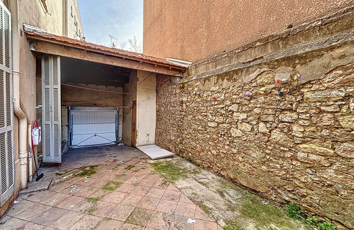 Appartement Toulon  EST de 3 pièces de 64 m² avec cour et par... — photo 4