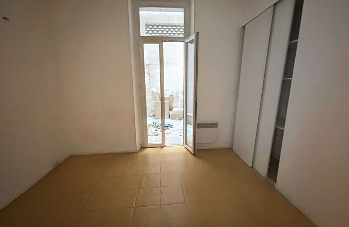 Appartement Toulon  EST de 3 pièces de 64 m² avec cour et par... — photo 5
