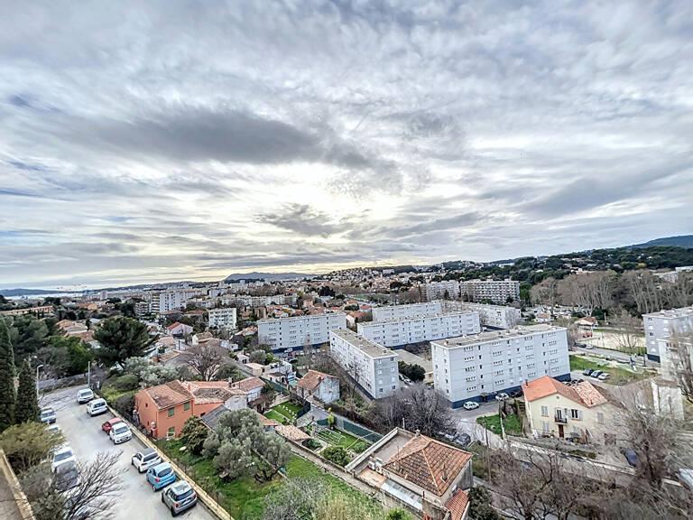 Appartement T3 de 52.35m² balcon et cave — photo 1