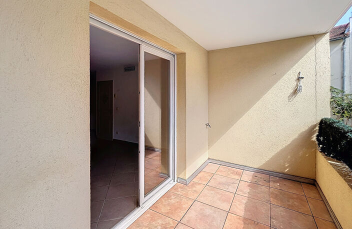 Appartement de 2 pièces  de 42 m² à Toulon Est — photo 3