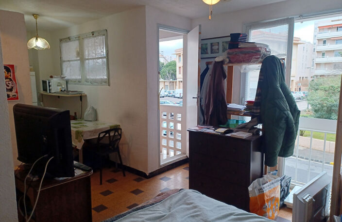 Toulon Port Marchand Appartement de 1 pièce — photo 3