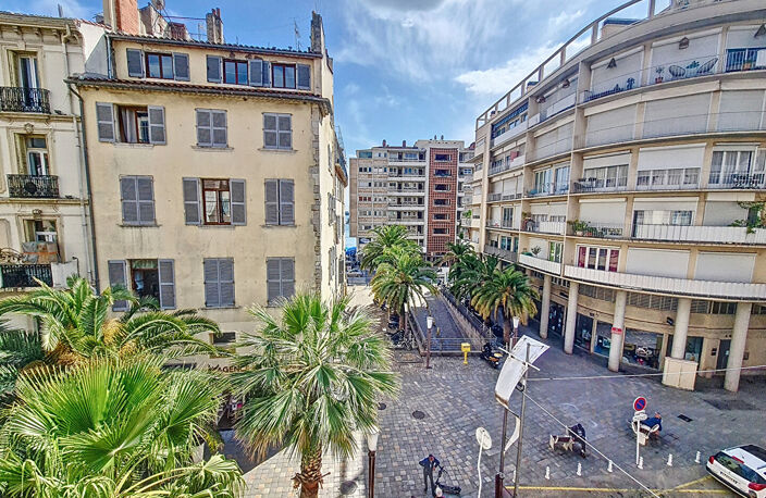 Appartement T2 Toulon Centre ville à deux pas du port — photo 2