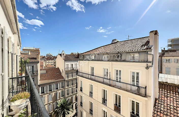 TOULON HAUTE VILLE Appartement  T4 de 109 m² + LOCAL — photo 2