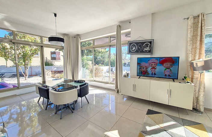Maison Toulon de 6 pièces de 130 m² et garage — photo 3