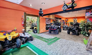 Commerce  230 m² à vendre à Cuers (83390)