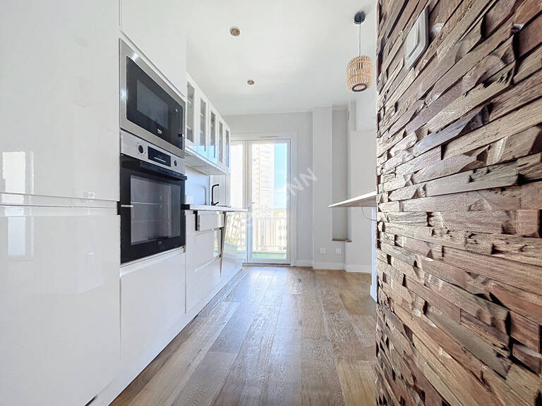 Toulon Le Mourillon Appartement  T3 dans résidence de grand s... — photo 1