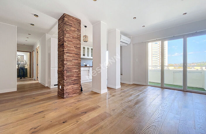 Toulon Le Mourillon Appartement  T3 dans résidence de grand s... — photo 2