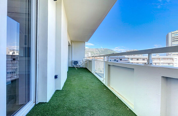 Toulon Le Mourillon Appartement  T3 dans résidence de grand s... — photo 4