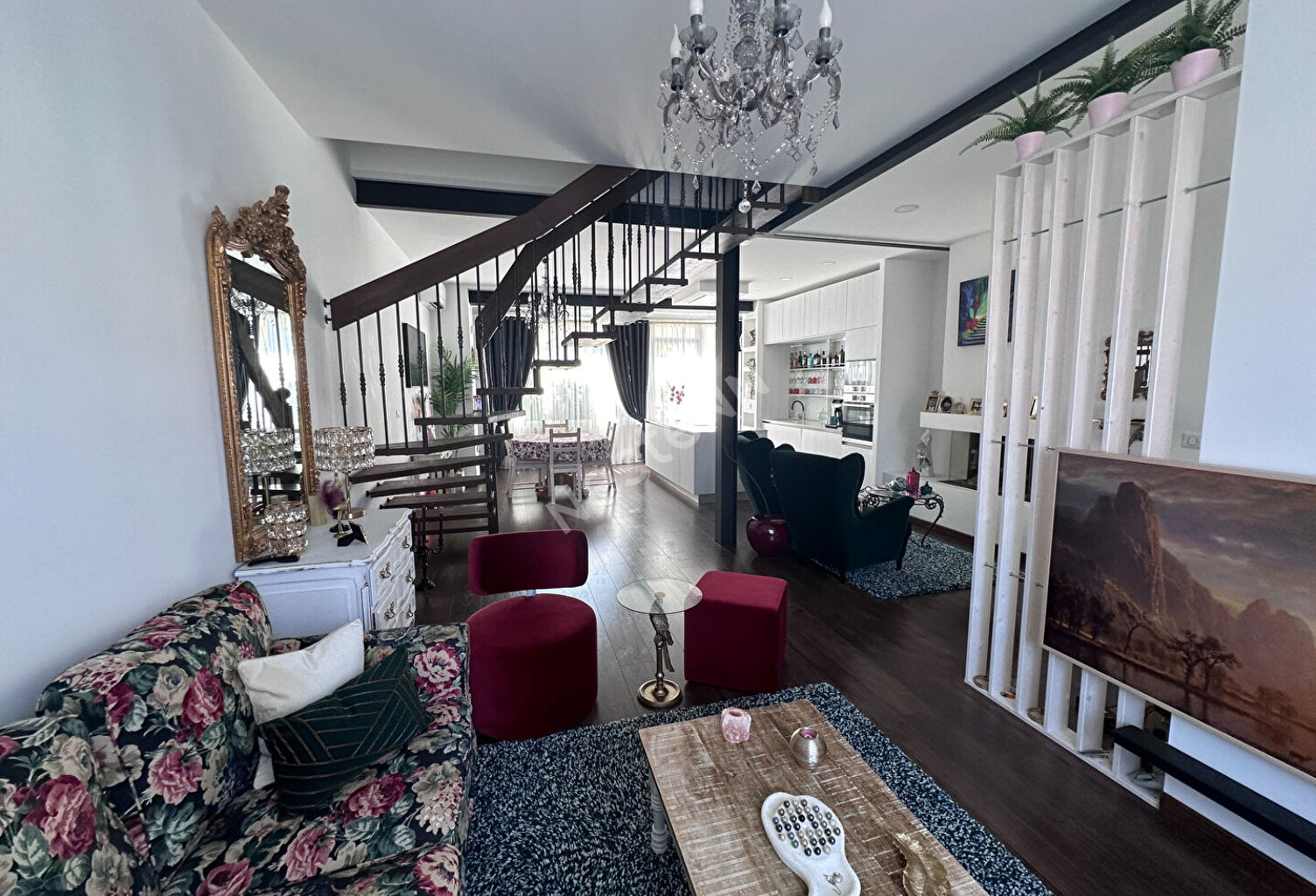 Toulon Maison de 128 m² T4 en duplex avec Studio et garage su... — photo 1