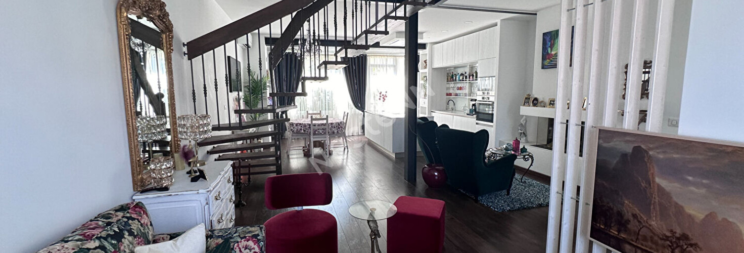 Maison 5 Pièces 128 m² à vendre à Toulon (83200)