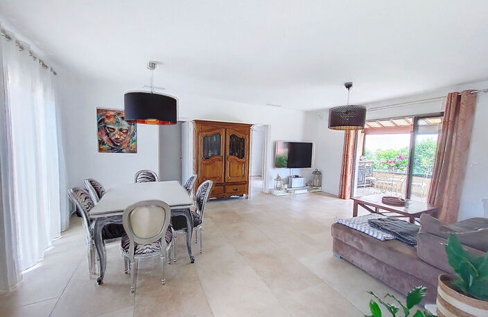 Maison La Seyne Sur Mer de 5 pièces de 104 m² avec garage sur... — photo 2