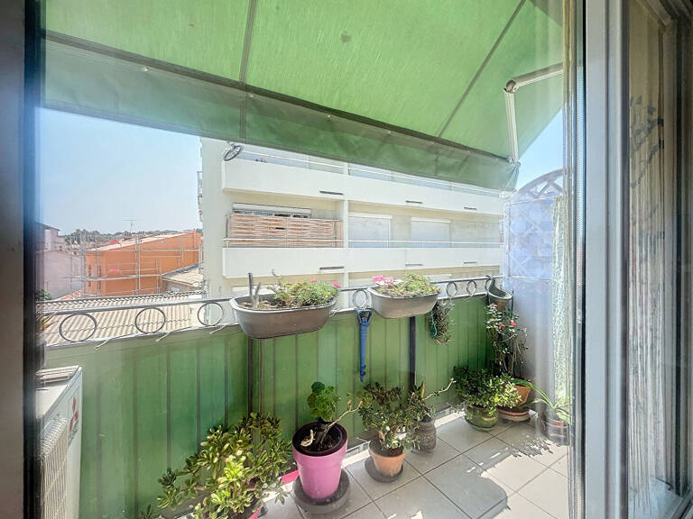 La  Seyne sur Mer Viager occupé sur une tète Appartement  Typ... — photo 1