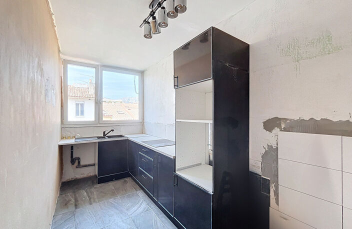 Toulon - Saint-Roch appartement 2 pièces de 55 m² — photo 2