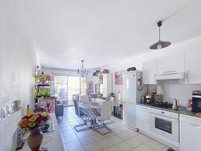 Appartement La Seyne Sur Mer T2 46.03 m2 avec balcon — photo du bien