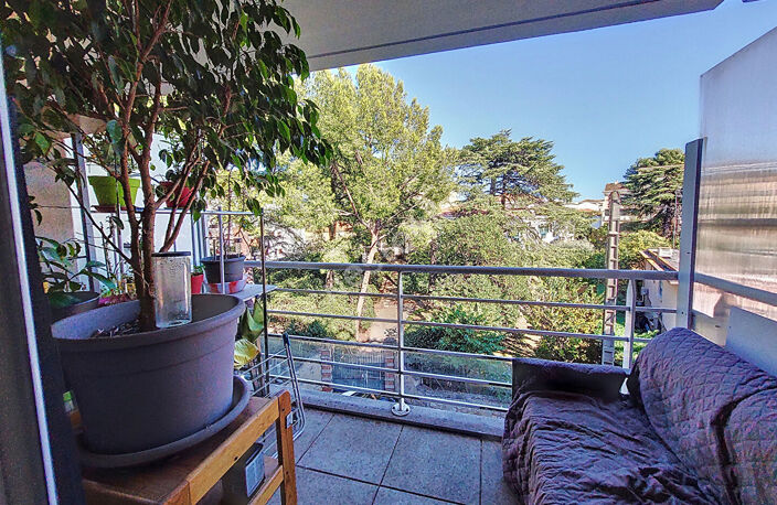Appartement La Seyne Sur Mer T2 46.03 m2 avec balcon — photo 2