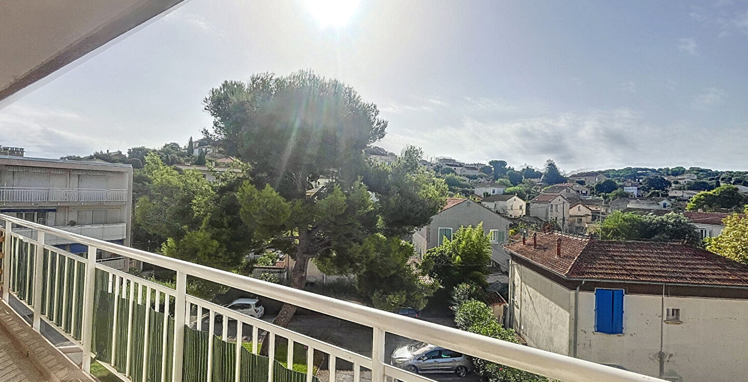 La Seyne La Donicarde Appartement de 4 pièces avec Terrasse d... — photo 1