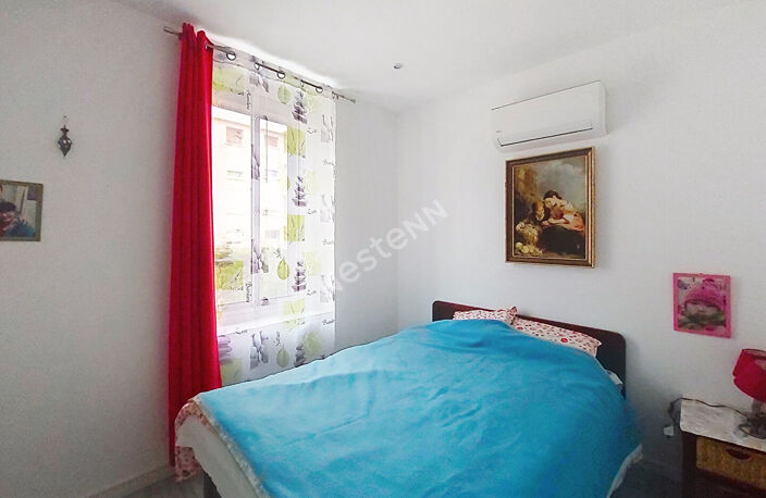 Maison La Seyne Sur Mer de 5 pièces de 90 m² avec piscine — photo 4