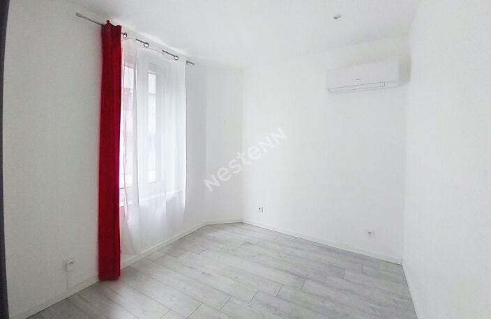 Maison La Seyne Sur Mer de 5 pièces de 90 m² avec piscine — photo 5