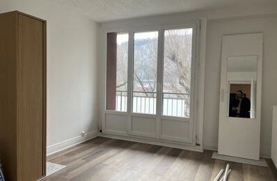 location appartement 550 € CC /mois à proximité de Grenoble (38100)