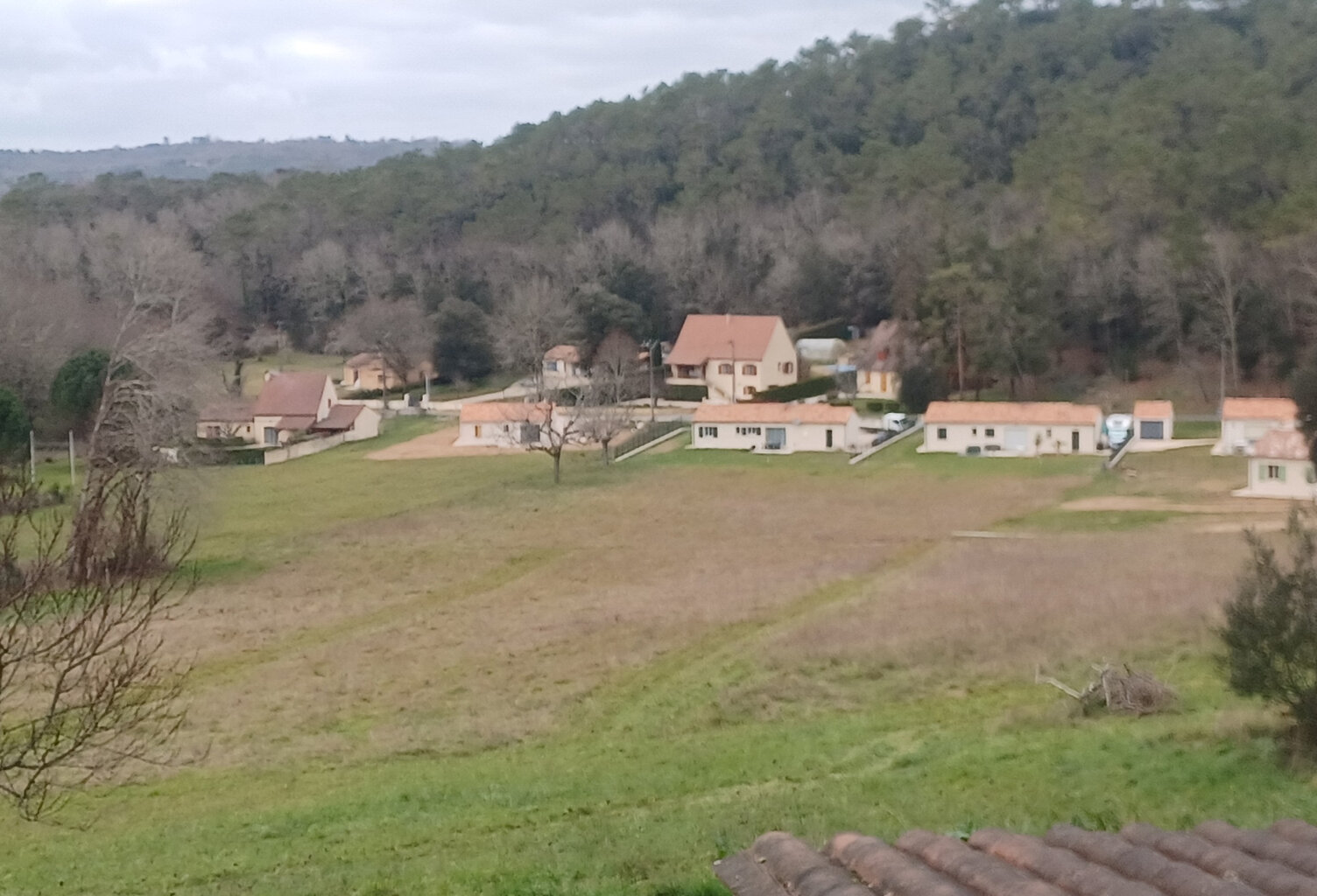 Terrain à batir de 4000m2 entre Carsac et Sarlat — photo 1