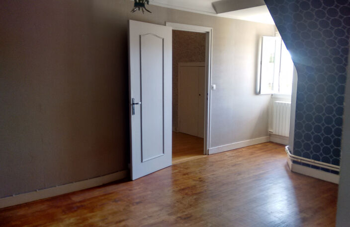 Maison en pierres avec 2 appartements + possibilité création — photo 4