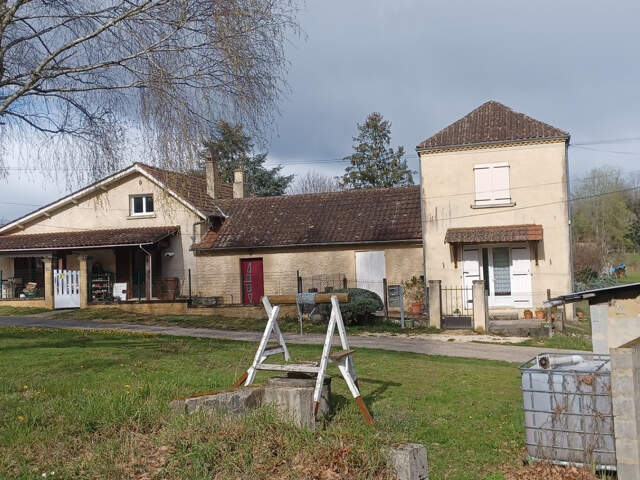 Ensemble de 2 maisons 8 Km de Sarlat — photo du bien