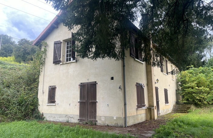 Maison en pierres à restaurer à Sarlat avec 26000 m2 de terr — photo 2