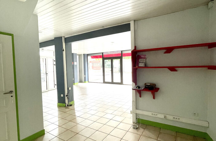 Local Commercial de 155m2 à Sarlat — photo 3