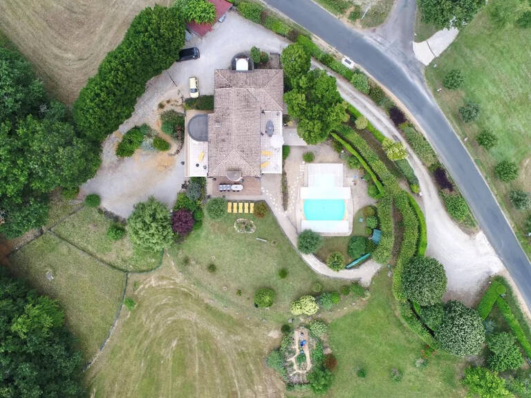 Spécial investisseur... 460 m2 habitable à 13 kms de Sarlat — photo 1