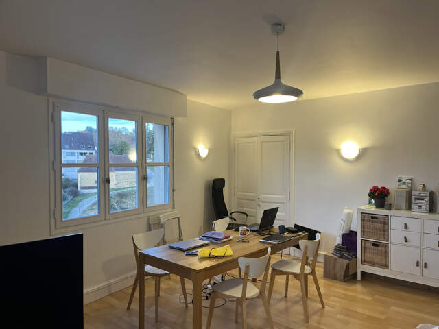 Très bel Appartement T3 de 90 m2 dans une résidence sécurisé — photo du bien