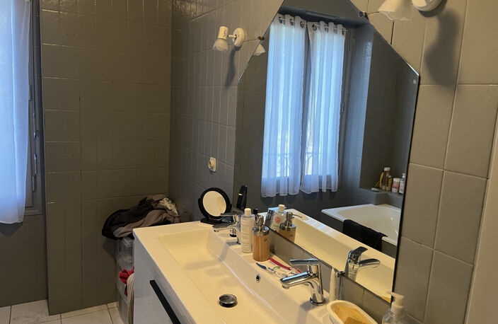 Très bel Appartement T3 de 90 m2 dans une résidence sécurisé — photo 4