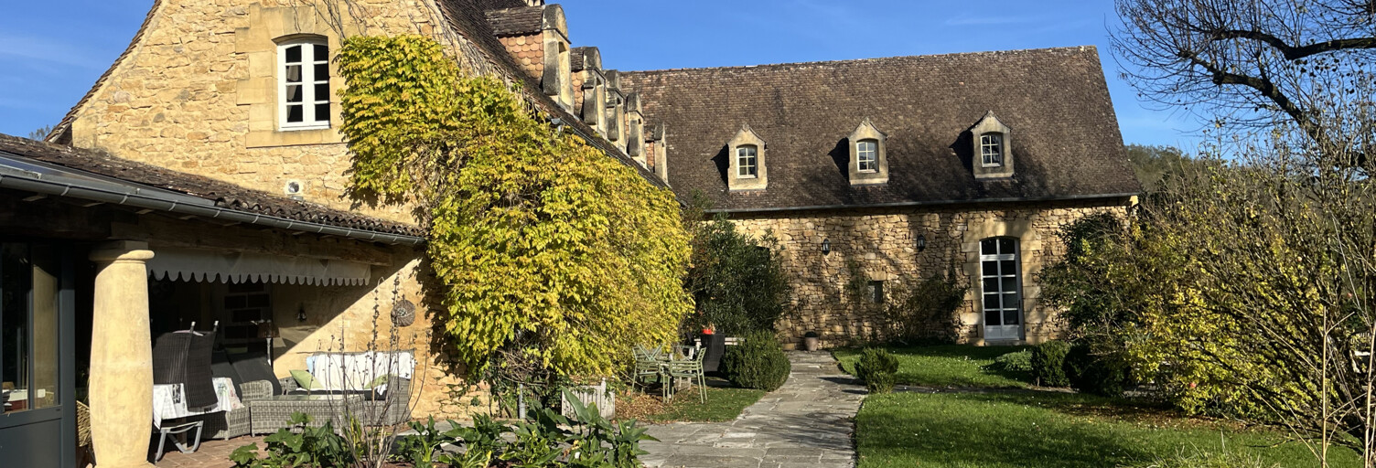 Maison 14 Pièces 420 m² à vendre à Sarlat-la-Canéda (24200)