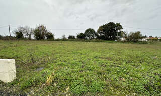 Terrain  690 m² à vendre à Loire-les-Marais (17870)