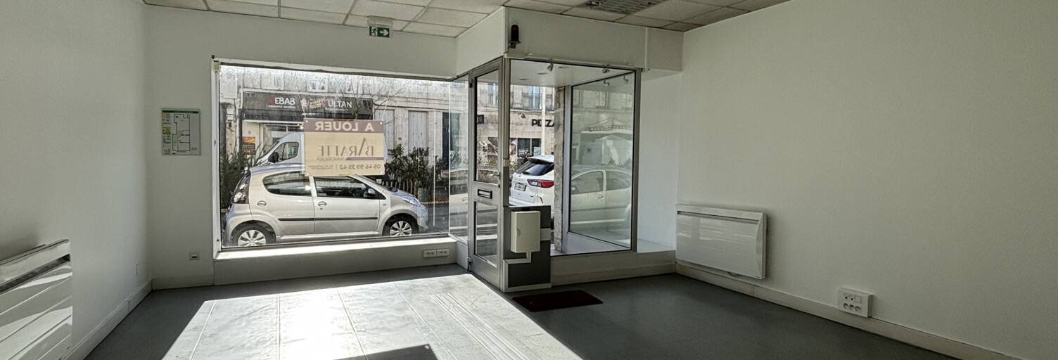 Commerce  105 m² à louer à Rochefort (17300)