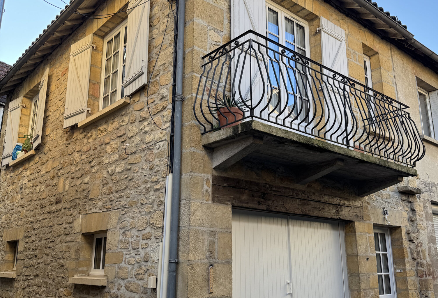 Maison de ville à Sarlat à 3 minutes à pied du centre histor — photo 1