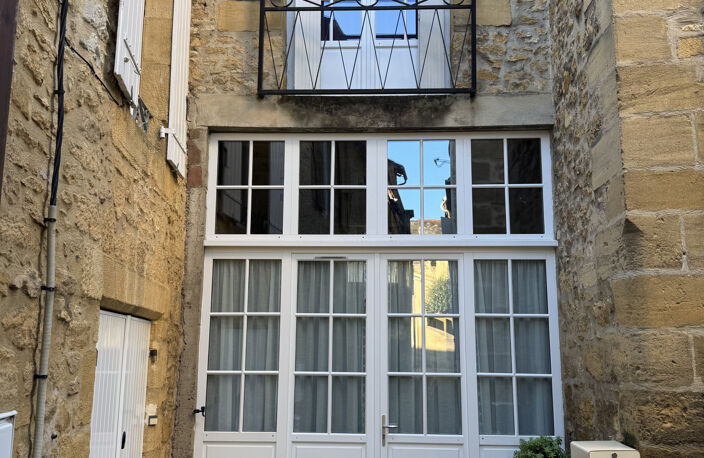 Maison de ville à Sarlat à 3 minutes à pied du centre histor — photo 2
