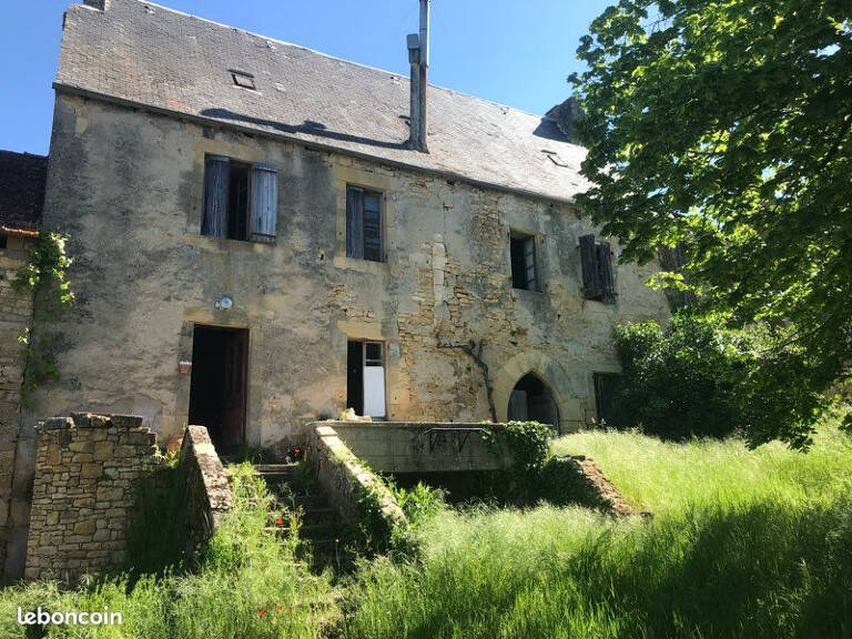 Bâtisse en pierres à Calviac sur un terrain de 945m2 — photo 1