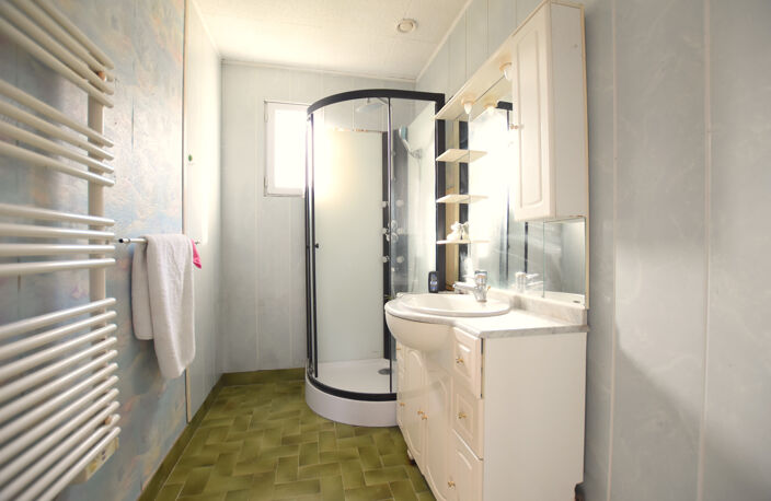 78690 LES ESSARTS LE ROI  Maison de plain-pied à vendre avec — photo 3