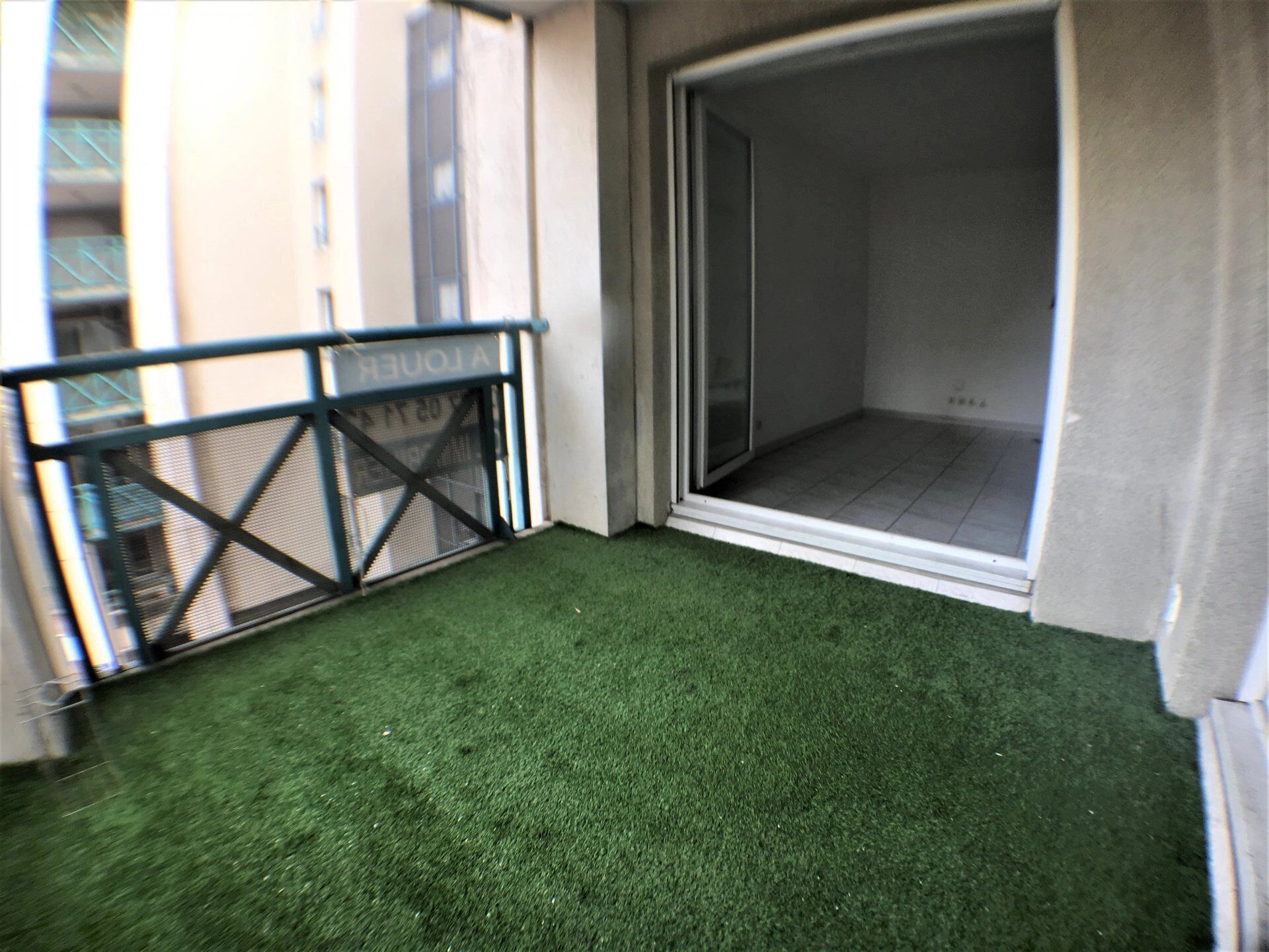 Appartement 2 pièces  à louer Marseille 8eme 13008