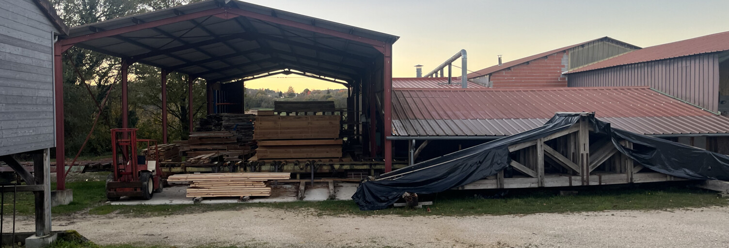 Commerce  950 m² à vendre à Sarlat-la-Canéda (24200)