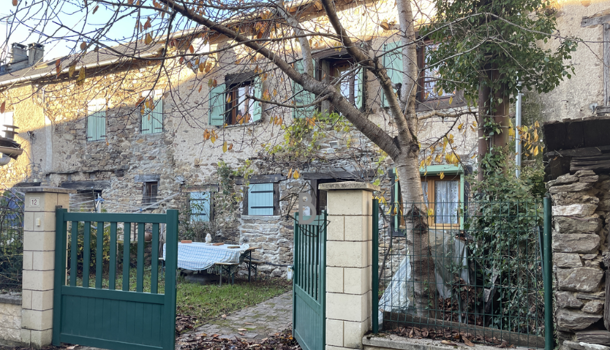 Maison de Village  5 pièces  à vendre Lédergues 12170