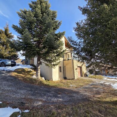 Maison 4 pièces 477000 €