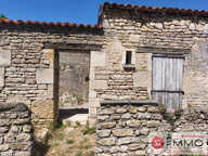 Maison  Atypique Thaire  à Finir de rénover — photo 3