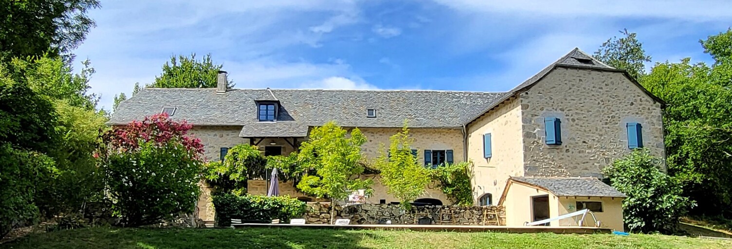 Maison 12 Pièces 327 m² à vendre à Lunac (12270)