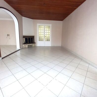 Maison 5 pièces 235400 €