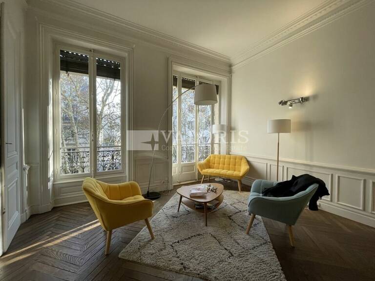BUREAUX à LOUER — photo 1