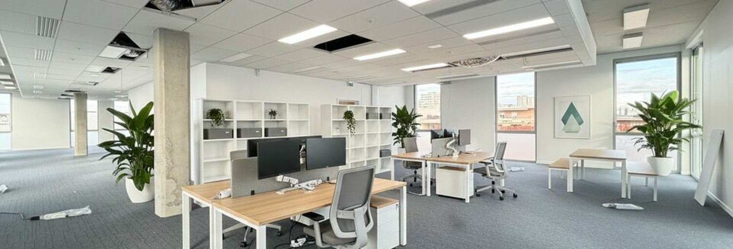 Bureau  980 m² à louer à Villeurbanne (69100)